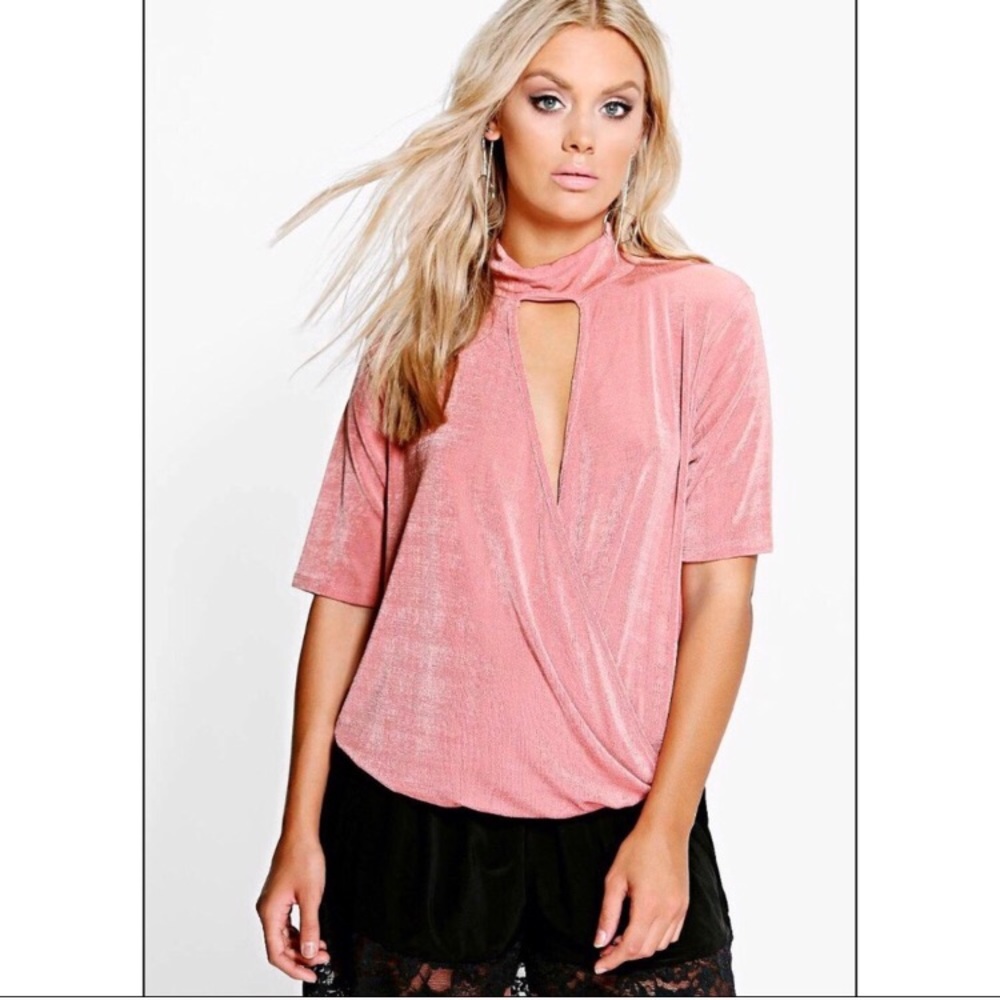 Boohoo Plus Choker Top